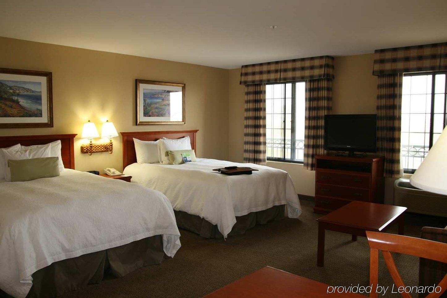 Hampton Inn & Suites Camarillo Oda fotoğraf
